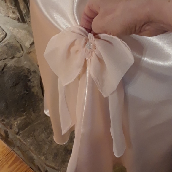 Vintage pale peach chemise by Dentelle - Picture 6 of 8